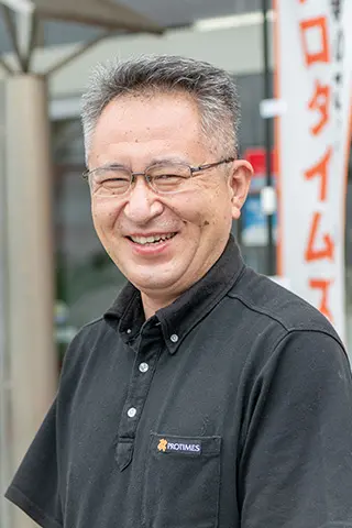 営業スタッフから