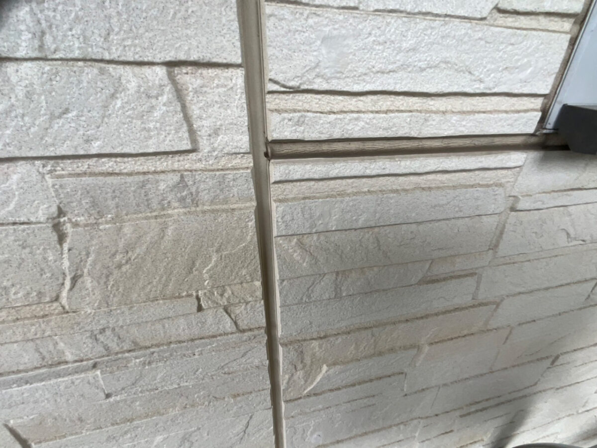 龍ケ崎市松葉Ｋ様邸ビフォーアフター画像：外壁劣化