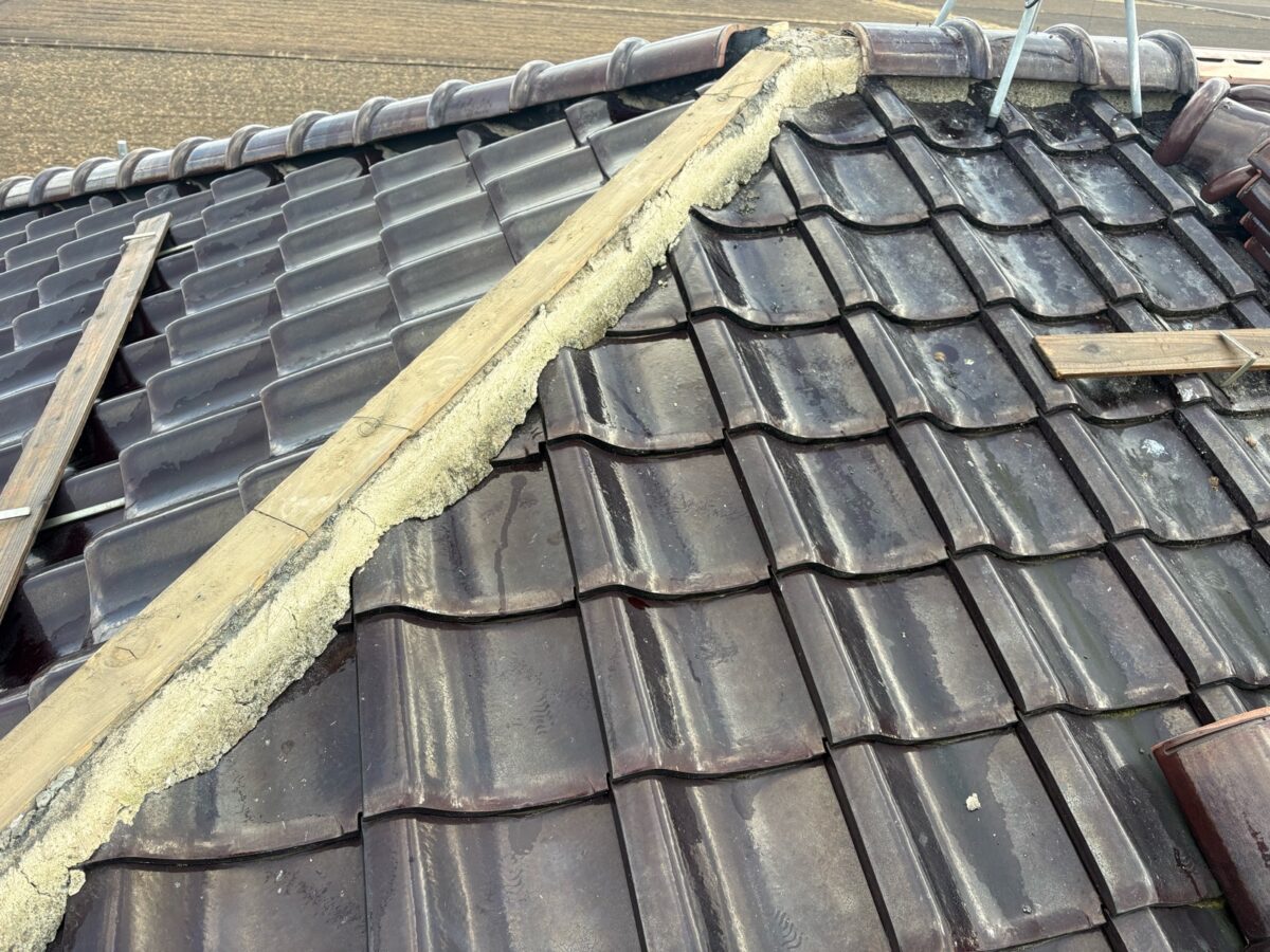 取手市Ｉ様邸屋根施工中